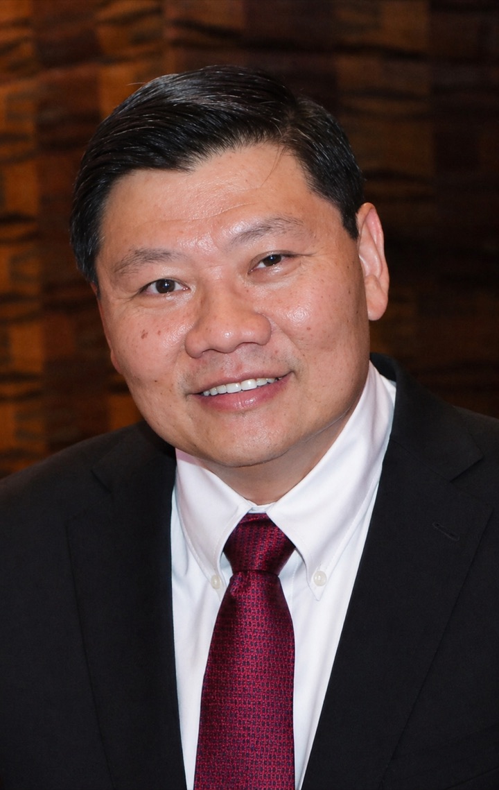 Anthony Sy, S&R Membership Shopping